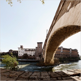 Fotografia Composita,  photo ©Leonardo Damiani 2014 www.3462.eu Ponte Fabricio ed Isola Tiberina a Roma